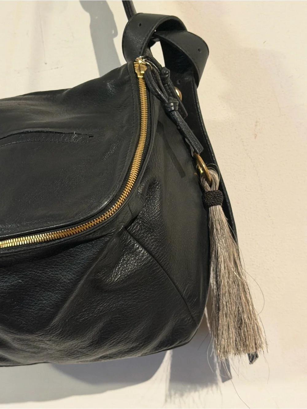 Kempton & Co. minimal black